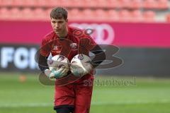 3. Liga; FC Ingolstadt 04 - Erzgebirge Aue; Profi Debüt Torwart David Klein (47, FCI) vor dem Spiel