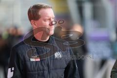 3. Liga; VfL Osnabrück - FC Ingolstadt 04; vor dem Spiel Cheftrainer Timo Schultz (VfL) geht zum Interview