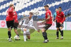 3. Liga; Hannover 96 II - FC Ingolstadt 04; Zweikampf Kampf um den Ball Simon Lorenz (32, FCI) Chakroun Husseyn (2 H96) Wallner Lukas (44 H96)