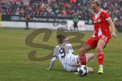 DFB -Pokal Frauen - Saison 2025/26 - FC Ingolstadt 04 Frauen - FC Bayern München - Emma Kusch (Nr.9 - FC Ingolstadt Frauen I) - Eriksson Magdalena rot Bayern - Foto: Meyer Jürgen