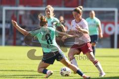 2. Bundesliga Frauen - Saison 2025/26 - FC Ingolstadt 04 Frauen - SC Sand - Theresa Keitel (Nr.7 - FC Ingolstadt Frauen I) - Schneider Kim grün SC Sand  - Foto: Meyer Jürgen