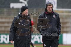 *** 2. Bundesliga Frauen - Saison 2025/26 - FC Ingolstadt 04 Frauen - VFL Bochum - Cheftrainer Benjamin Stolte (FC Ingolstadt Frauen I) rechts - Nick Breitenstein llinks - XXXXX - Foto: Meyer Jürgen