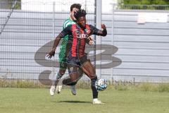 Bayernliga Nord - Saison 2024/25 - FC Ingolstadt 04 II - SV Fortuna Regensburg - Said Souleymane (Nr.17 - FCI U21) - Schmitt Lucas grün Regensburg - Foto: Meyer Jürgen