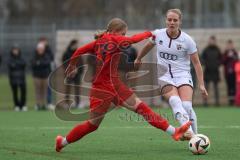 2. Bundesliga Frauen - Saison 2024/25 - FC Ingolstadt 04 Frauen - FC Bayern München - Kerstin Bogenschütz (Nr.6 - FCI Frauen) - Hünten Greta rot München - Foto: Meyer Jürgen