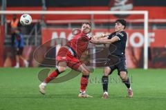 3. Liga; FC Ingolstadt 04 - SC Verl; Zweikampf Kampf um den Ball Simon Lorenz (32, FCI) Steczyk Dominik (11 Verl)