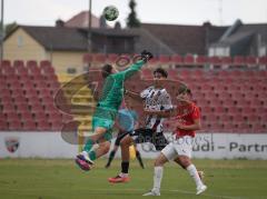*Bayernliga Nord - Saison 2026/27 - FC Ingolstadt 04 II - FSV Stadeln - Ioannis Petkos (Nr.18 - FCI II) - Tugay Akbakla TW Stadeln - Foto: Meyer Jürgen