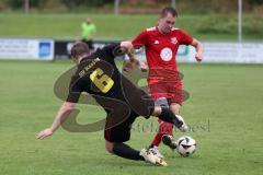 Kreisliga - Saison 2024/25- SV Kasing - SV Eitensheim - Jonas Götz schwarz Kasing- Lukas Pillmayer rot Eitensheim  - Foto: Meyer Jürgen