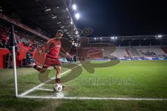 3. Liga; FC Ingolstadt 04 - SC Verl; Ecke Marcel Costly (22, FCI)