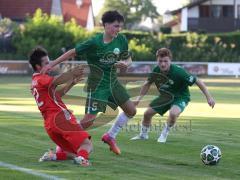 Landesliga - Saison 2026/27 - SV Manching - FC Memmingen II - Vincent Amann (Nr.5 - SV Manching) - Hill Noah rot Memmingen - Foto: Meyer Jürgen