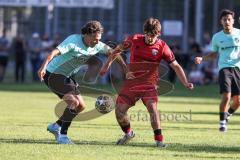 Toto-Pokal; FSV Harthof München - FC Ingolstadt 04; Zweikampf Kampf um den Ball Timo Hengmith (41, FCI)