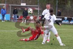 Kreisklasse - Saison 2025/26- Türk SV Ingolstadt - MTV Ingolstadt-  - Ernad Bikic weiss rechts MTV - Pablo Ovalle Martinez weiss MTV #2 - Umut Yürükal rot Türkisch - Foto: Meyer Jürgen