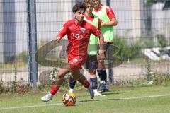 A - Junioren Bundesliga -  Saison 2023/2024 - FC Ingolstadt 04 - FSV Mainz 05 - Berkay Öztürk rot FCI - Foto: Meyer Jürgen