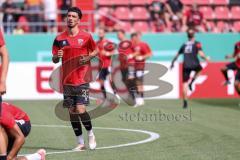 DFB-Pokal; FC Ingolstadt 04 - 1. FC Kaiserslautern; vor dem Spiel Davide Sekulovic (33, FCI)