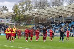 3. Liga; 1. FC Saarbrücken - FC Ingolstadt 04; Spiel ist aus Niederlage, hängende Köpfe 1:0, Spieler bedanken sich bei den Fans Lukas Fröde (34, FCI) Cheftrainerin Sabrina Wittmann (FCI) Marcel Costly (22, FCI) #f0#Jonas Scholz (15, FCI) Max Plath (14 FCI