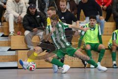 Lotto Bayern Hallencup - Saison 2024/25 - SV Manching - FC Hitzhofen/Oberzell- Daniel Schweiger grün Manching - Nico Seitz gelb Hitzhofen - Foto: Meyer Jürgen