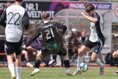 Bezirksliga - Saison 2025/26- TSV Gaimersheim - TSV Ober./Unterh.stadt - Luca Mancini (Nr.21 - TSV Gaimersheim) - Nail Dizdarevic grau Ober/. Unterh.stadt - Foto: Meyer Jürgen