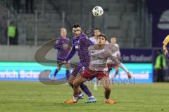 3. Liga; Erzgebirge Aue - FC Ingolstadt 04; Zweikampf Kampf um den Ball Ognjen Drakulic (30, FCI) Zobel Tristan (25 Aue)