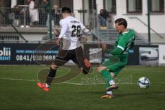 Bezirksliga - Saison 2025/26 - FC Gerolfing - SpVgg Altenerding - Flaur Bashota (Nr.23 - FC Gerolfing) - Alexander Weiher weiss Altenerding - Foto: Meyer Jürgen