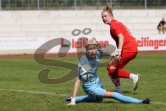 DFB - Pokal Frauen 1. Runde - Saison 2023/2024 - FC Ingolstadt 04 - FC Carl Zeiss Jena - Nina Penzkofer (Nr.13 - FCI Frauen) vergibt eine Torchance - Metzner Anika blau Jena - Foto: Meyer Jürgen