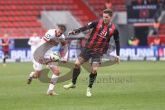 3. Liga; FC Ingolstadt 04 - VfB Stuttgart II; Sebastian Grönning (11, FCI) Angriff Nothnagel Dominik (29 VFB)