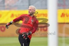 Toto-Pokal Finale; Würzburger Kickers - FC Ingolstadt 04; vor dem Spiel Torwart Marius Funk (1, FCI)