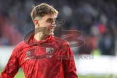 3. Liga; VfL Osnabrück - FC Ingolstadt 04; vor dem Spiel Elias Decker (4, FCI)