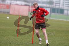 3. Liga; FC Ingolstadt 04 - Trainingsauftakt nach Winterpause; Luca Lechner (4, FCI) Sondertraining