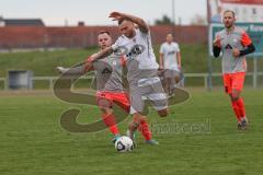 2023_11_12 - Bezirksliga - Saison 2023/24 - TSV Gaimersheim - SK Srbija München - Thomas Schreiner (Nr.27 - Gaimersheim) - Milos Vasiljevi München - Foto: Meyer Jürgen