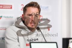 3. Liga; SC Verl - FC Ingolstadt 04; Pressekonferenz Cheftrainer Tobias Strobl (Verl) Interview
