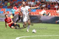 3. Liga; SpVgg Unterhaching - FC Ingolstadt 04; Abseits David Kopacz (29, FCI) ärgert sich Knipping Tim (34 SpVgg)