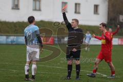 Kreisliga - Saison 2025/26- TSV Kösching - FC Sandersdorf - Jonas Betz rot Kösching wird von Christian Winkler blau Sandersdorf gefoult und bekommt die rote Karte - Foto: Meyer Jürgen