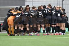 2. Bundesliga Frauen - Saison 2025/26 - FC Ingolstadt 04 Frauen - SG Andernach -  Die Mannschaft bildet einen Kreis vor dem Spiel -  - XXXXX - Foto: Meyer Jürgen