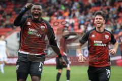 3. Liga - Saison 2026/27 - FC Ingolstadt 04 - SV Wehen Wiesbaden - Obed Ugondu (Nr.17 - FCI) mit dem 2:2 Ausgleichstreffer - jubel  - Linus Rosenlöcher (Nr.19 - FCI) - Foto: Meyer Jürgen