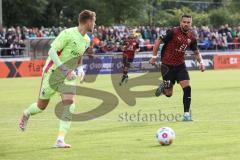 3. Liga; Testspiel; FC Ingolstadt 04 - Borussia Mönchengladbach;  Pascal Testroet (37, FCI) Torwart Omlin Jonas (1 BMG)