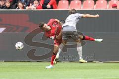 Mads Borchers (9, FCI) Zweikampf Kampf um den Ball Strauss Felix (4 SSV) 3. Liga; FC Ingolstadt 04 - SSV Jahn Regensburg;