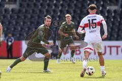 3. Liga; VfB Stuttgart 2 - FC Ingolstadt 04; Max Besuschkow (17, FCI) Simnica Luan (15 VFB)