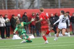 2. Bundesliga Frauen - Saison 2024/25 - FC Ingolstadt 04 Frauen - FC Bayern München - Pija Reininger (Nr.21 - FCI Frauen) - mit dem 2: Führungstreffer - jubel - Keitel Theresa rot München - Schmid Juliane Torwart München - Foto: Meyer Jürgen