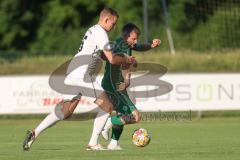Testspiel - Saison 2025/26 - SV Manching - TSV Gaimersheim - Sebastian Graßl (Nr.10 - SV Manching) - Simon Bellinghausen (Nr.15 - TSV Gaimersheim) - Foto: Meyer Jürgen