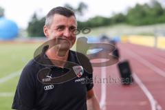 Toto-Pokal; Finale; FV Illertissen - FC Ingolstadt 04; vor dem Spiel Cheftrainer Michael Köllner (FCI)