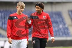 3. Liga; Hannover 96 II - FC Ingolstadt 04; vor dem Spiel Max Plath (14 FCI) Leon Guwara (6, FCI)