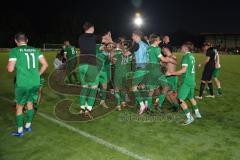 Kreisliga - Saison 2023/24 - Relegation zur BZL - FC Gerolfing - SV Aschau - Jubel nach dem Spiel - Gerolfing steigt in die BZL auf - Foto: Meyer Jürgen