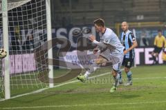 3. Liga; SV Waldhof Mannheim - FC Ingolstadt 04; Torchance verpasst Sebastian Grönning (11, FCI) Torwart Bartels Jan-Christoph (1 SVWM) Benatelli Rico (11 SVWM)