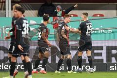 3. Liga; FC Ingolstadt 04 - VfL Osnabrück; Tor Jubel Treffer Sebastian Grönning (11, FCI) mit Mladen Cvjetinovic (19, FCI) Marcel Costly (22, FCI) Deniz Zeitler (38, FCI)