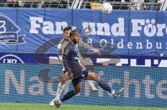 3. Liga; VfB Oldenburg - FC Ingolstadt 04; Flanke Arian Llugiqi (25, FCI) Ndure Dominique (27 VfB)