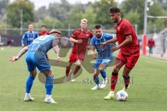 3. Liga; Testspiel; FC Ingolstadt 04 - 1. FC Heidenheim; Fredrik Carlsen (8, FCI) Zweikampf Kampf um den Ball Dorsch Niklas (30 HDH) Busch Marnon (2 HDH)