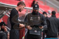 3. Liga - Saison 2026/27 - FC Ingolstadt 04 - SV Wehen Wiesbaden - Co-Trainer Nico Antonitsch (FCI) - Benjamin Kanuric (Nr.37 - FCI) - Foto: Meyer Jürgen