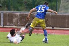 Kreisklasse -  Saison 2023/2024 - TSV Ingolstadt Nord - TSV Großmehring - Sebastian Eisenberger weiss Großmehring - Onur Keskin blau Ing Nord - Foto: Meyer Jürgen