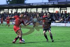 Toto Pokal; FC Sportfreunde Schwaig - FC Ingolstadt 04; Marcel Costly (22, FCI) bereitet das Tor vor, Noah Brill (4)
