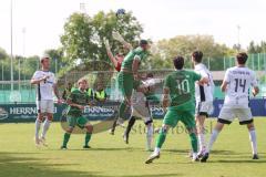 Relegation - Bezirksliga - Saison 2024/25 - FC Gerolfing - Tus Raubling - Flaur Bashota grün Gerolfing - Maximilian Wunderlich Torwart Raubling - Foto: Meyer Jürgen