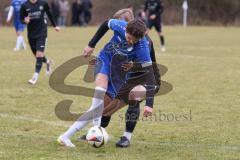 Freundschaftsspiel - Saison 2025/26 - SV Menning - SV Manching - Rainer Meisinger (Nr.8 - SV Manching) - Patrick Schwarz blau Menning  - Foto: Meyer Jürgen